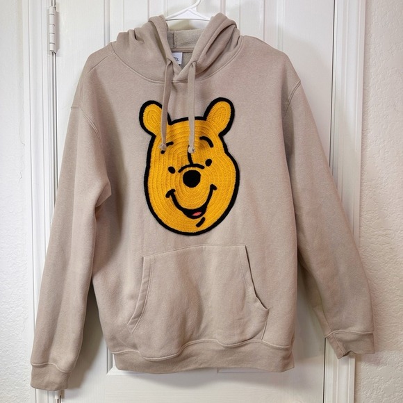 Disney Winnie the Pooh Hoodie Tan Crochet Patch Face Size Large - Picture 5 of 13